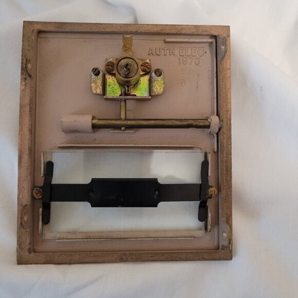 Vintage Post Office Mailbox Door Cover By Auth Elec. 1970 Door Number 218 - Picture 3 of 6